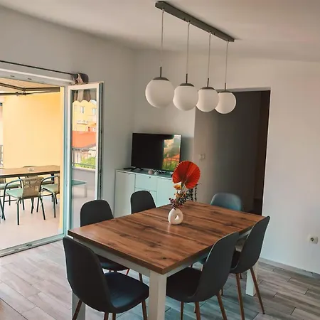 Bita Lägenhet Vodice